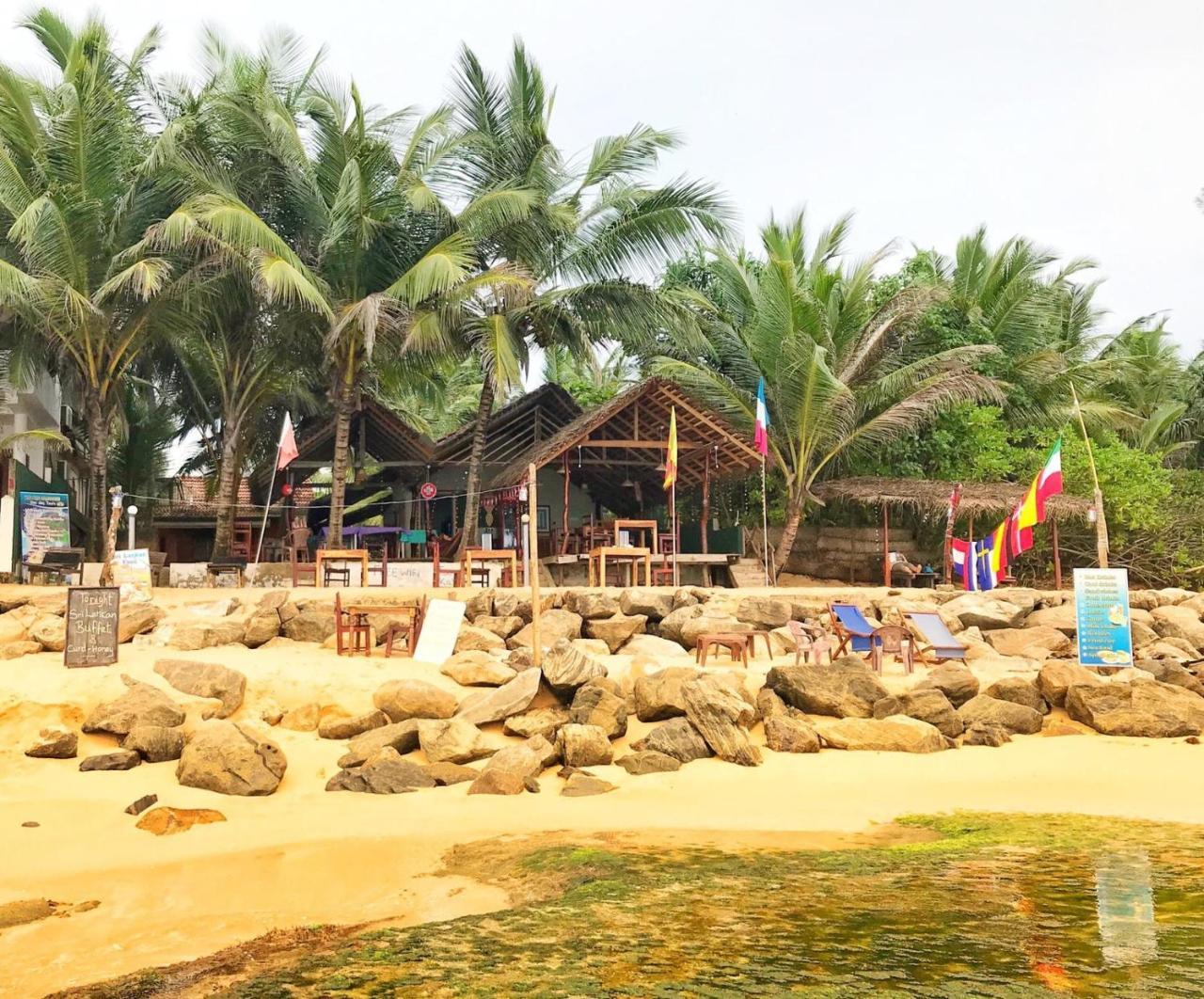 Panorama Rock Cafe Acomodação com café da manhã Tangalle Exterior foto